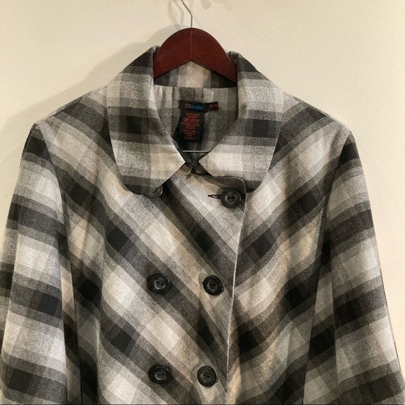 D STUDIO Sz XL  Plaid Shacket with Dolman Sleeves - Picture 3 of 11